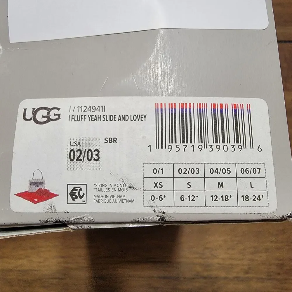 2 Pc Infant UGGs Red Slippers w/ Matching Security Blanket in Box - Size 2/3 NWT